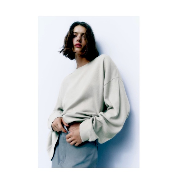 Zara Tops - NWT ZARA PLUSH SOFT STRUCTURED OVERSIZED THERMAL TOP